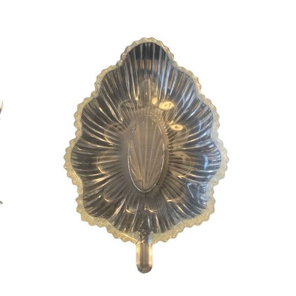 Vintage Federal Glass Lot of 2 Leaf Dish Ribbed Clear Crystal Classic Style - Picture 8 of 11